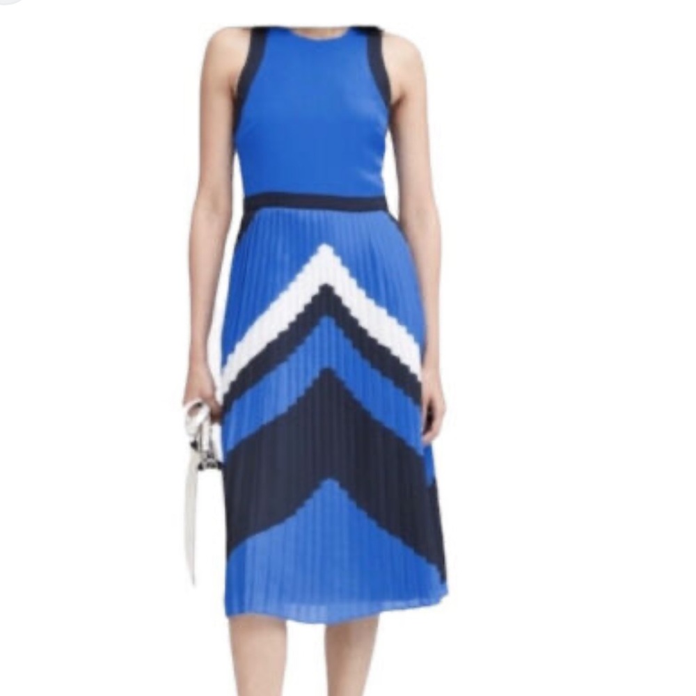 Banana Republic Colorblock Chevron Pleated Sleeveless Midi Dress - 2P- Blue